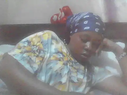 EBONYVANILLA02 online show from 05/15/26, 07:39