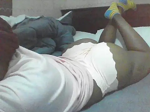 EBONYVANILLA02 online show from 05/20/26, 09:12
