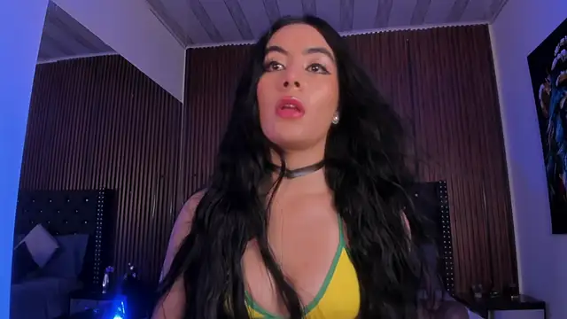 Samaanthaa  online show from 04/14/26, 02:33