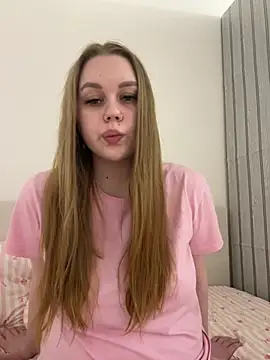Marylallka5 online show from 05/04/26, 12:52