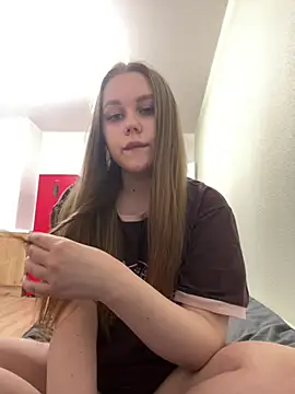 Marylallka5 online show from 04/04/26, 02:01