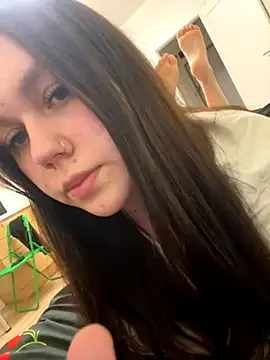 Marylallka5 online show from 12/05/25, 04:05