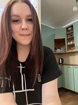 Snapshot of Marylallka5 chatting on 03/15/25, 02:55 Marylallka5 online show from 03/15/25, 02:55