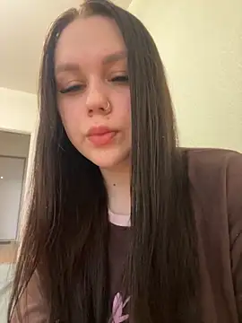 Marylallka5 online show from 11/17/25, 07:45