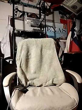 Gillygilly76 online show from 10/22/25, 03:06