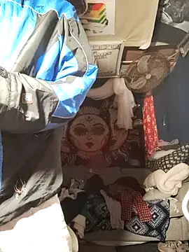 Gillygilly76 online show from 02/28/25, 01:14