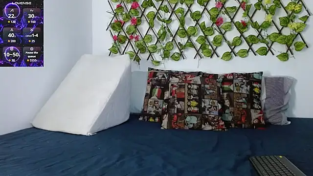 ValeryThunder online show from 11/26/25, 10:37