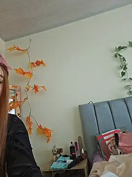 valery mora online show from 11/13/25, 06:45