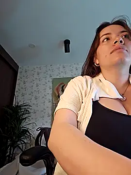 valery mora online show from 02/08/25, 01:22