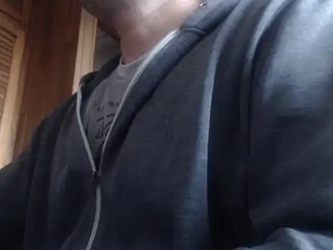Snapshot of lover_camer chatting on 05/27/26, 12:23 lover camer online show from 05/27/26, 12:23