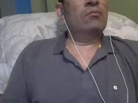 Snapshot of lover_camer chatting on 03/10/25, 03:01 lover camer online show from 03/10/25, 03:01