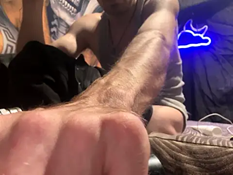 baby23boy online show from 12/03/25, 11:31