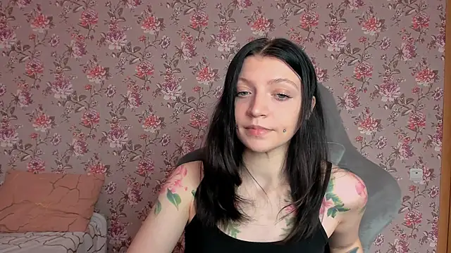 Lolly Haze online show from 04/12/26, 03:21