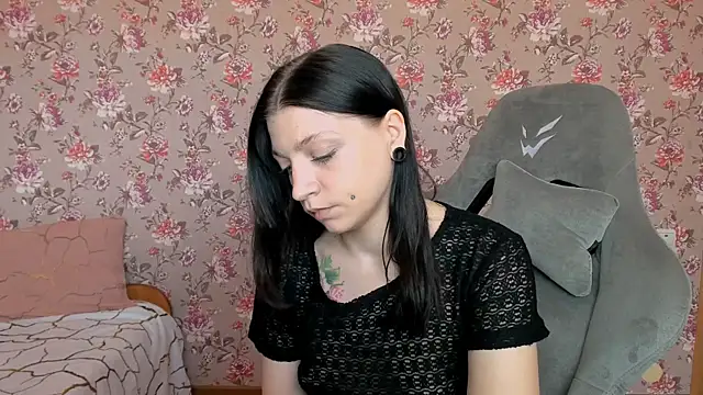 Lolly Haze online show from 04/26/26, 03:37