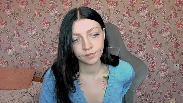 Lolly Haze online show from 04/04/26, 03:46