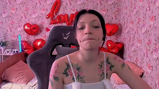 Lolly Haze online show from 02/13/26, 05:40