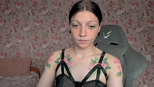 Lolly Haze online show from 05/10/26, 03:43