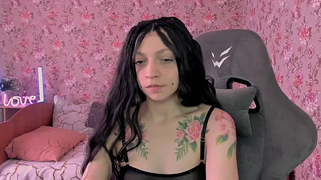 Lolly Haze online show from 02/24/26, 05:30