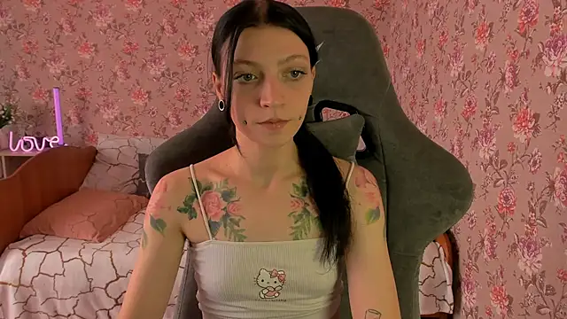 Lolly Haze online show from 10/20/25, 06:26