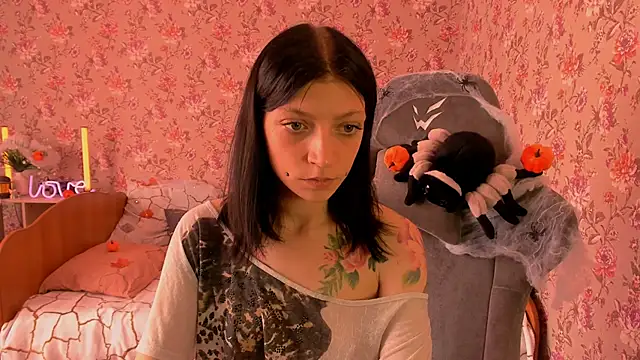 Lolly Haze online show from 10/29/25, 06:45