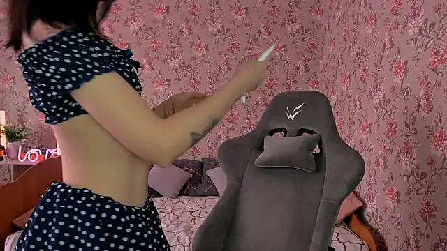 Lolly Haze online show from 11/27/25, 04:24