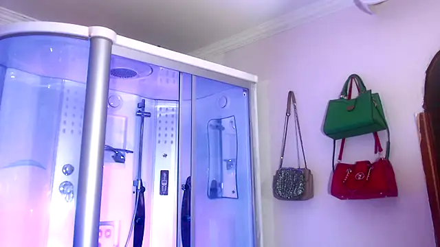 sexy-luna-star-ts online show from 11/06/25, 10:36