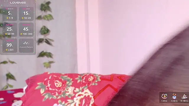 Snapshot of Iamkarlaa_doll chatting on 02/12/25, 08:40 Iamkarlaa doll online show from 02/12/25, 08:40