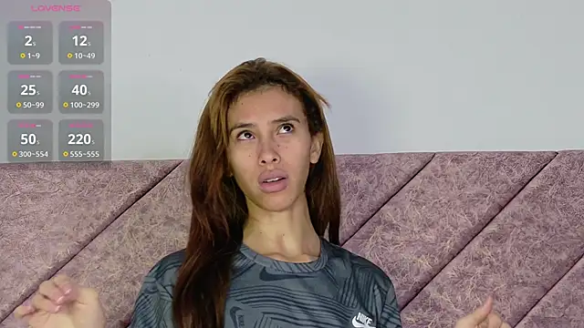 Iamkarlaa doll online show from 06/01/26, 04:35