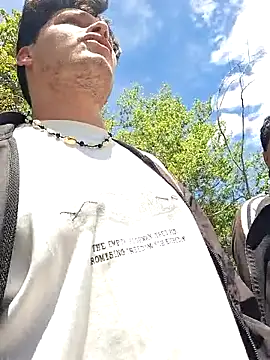  Ottis  online show from 10/24/25, 04:50