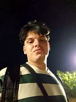  Ottis  online show from 10/26/25, 02:56