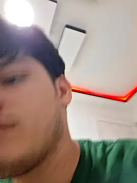  Ottis  online show from 10/22/25, 11:03