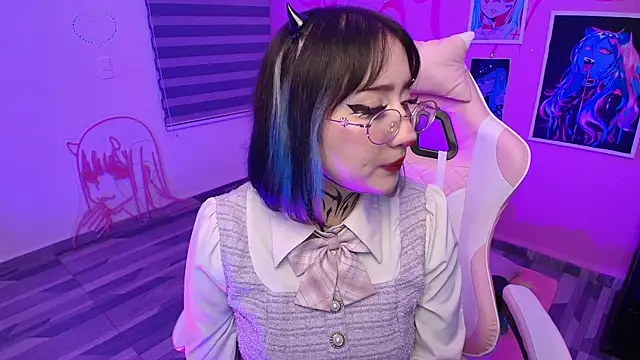 Snapshot of Miwa_violet chatting on 07/01/26, 04:02 Miwa violet online show from 07/01/26, 04:02