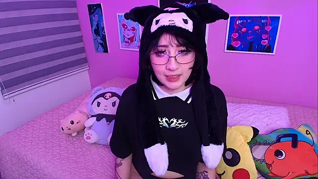 Miwa violet online show from 12/14/25, 02:07