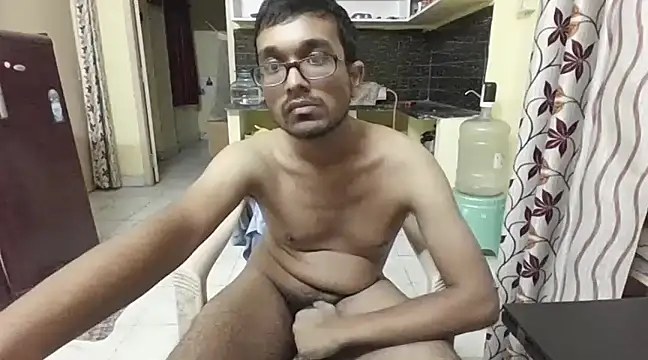 Snapshot of THE_NAKED_BOY chatting on 01/30/25, 02:15 THE NAKED BOY online show from 01/30/25, 02:15