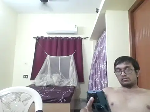 THE NAKED BOY online show from 11/13/25, 04:00