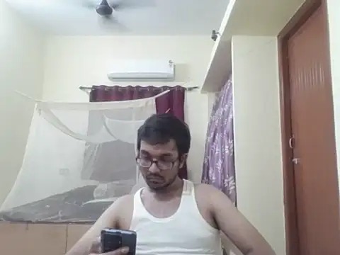 THE NAKED BOY online show from 11/04/25, 02:32