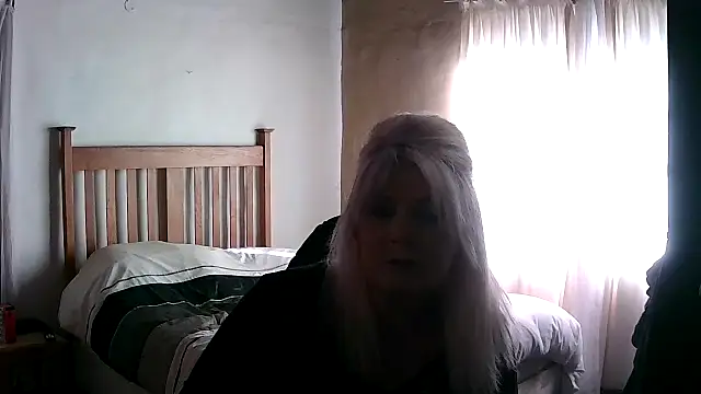 Miahotmilf online show from 02/06/26, 02:57