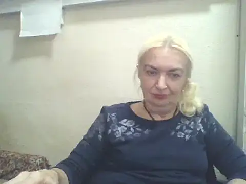 Snapshot of Meri798 chatting on 09/17/25, 06:32 Meri798 online show from 09/17/25, 06:32