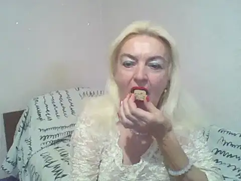 Snapshot of Meri798 chatting on 09/24/25, 02:34 Meri798 online show from 09/24/25, 02:34