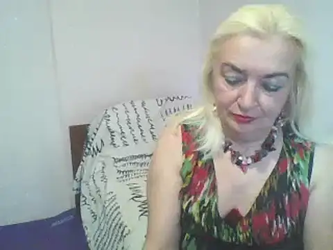 Snapshot of Meri798 chatting on 10/09/25, 10:49 Meri798 online show from 10/09/25, 10:49
