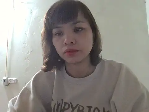 Angela-Eira online show from 12/15/25, 08:58