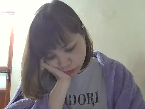 Angela-Eira online show from 11/13/25, 10:13