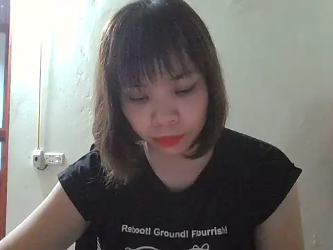 Angela-Eira online show from 10/02/25, 10:29