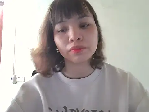 Angela-Eira online show from 12/14/25, 08:09