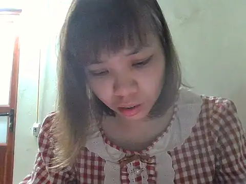 Angela-Eira online show from 11/21/25, 08:52