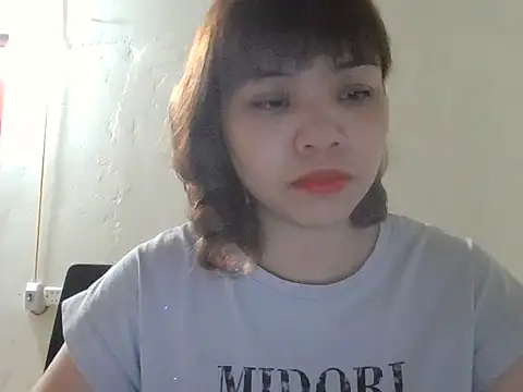 Angela-Eira online show from 12/19/25, 09:17