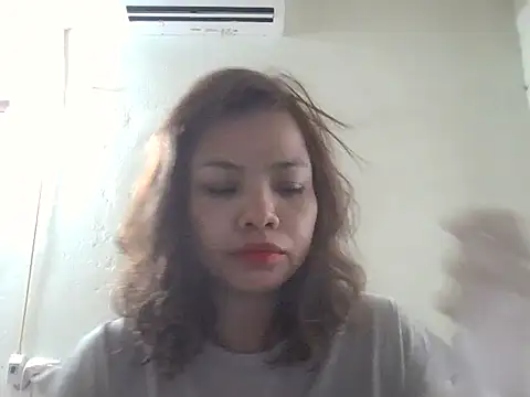 Snapshot of Angela-Eira chatting on 06/08/26, 03:18 Angela-Eira online show from 06/08/26, 03:18