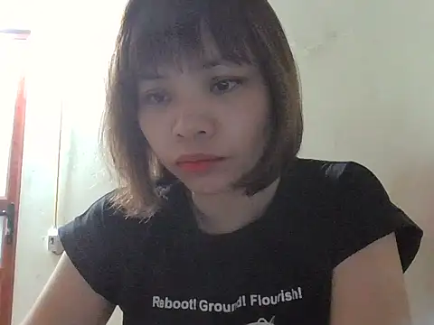Angela-Eira online show from 09/18/25, 08:45