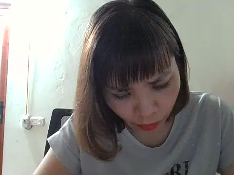 Angela-Eira online show from 11/07/25, 08:52