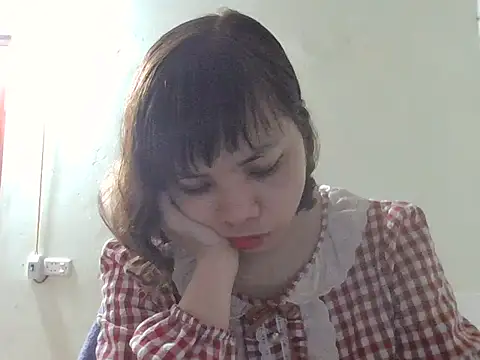 Angela-Eira online show from 12/04/25, 09:14